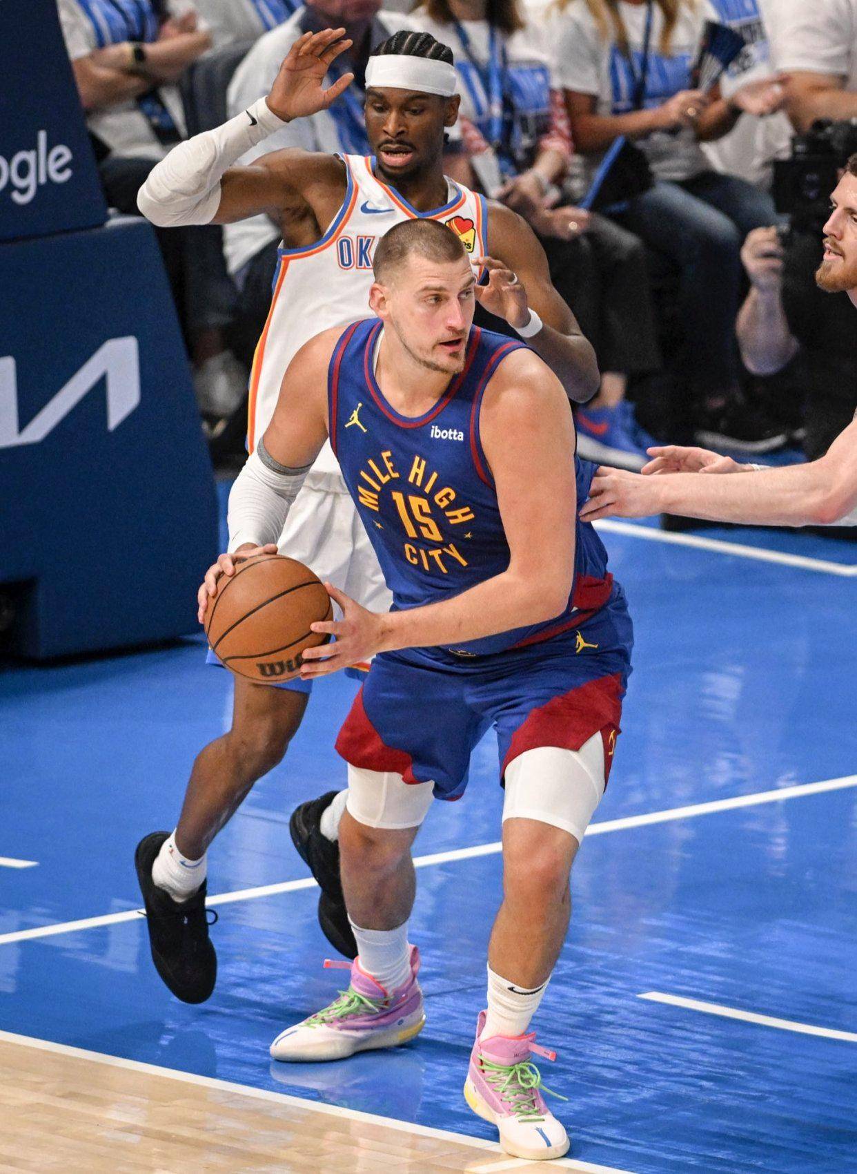 莱万替补 莱万替补