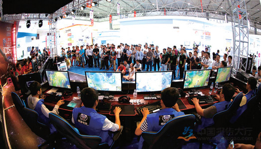 但背后的隐 但背后的隐