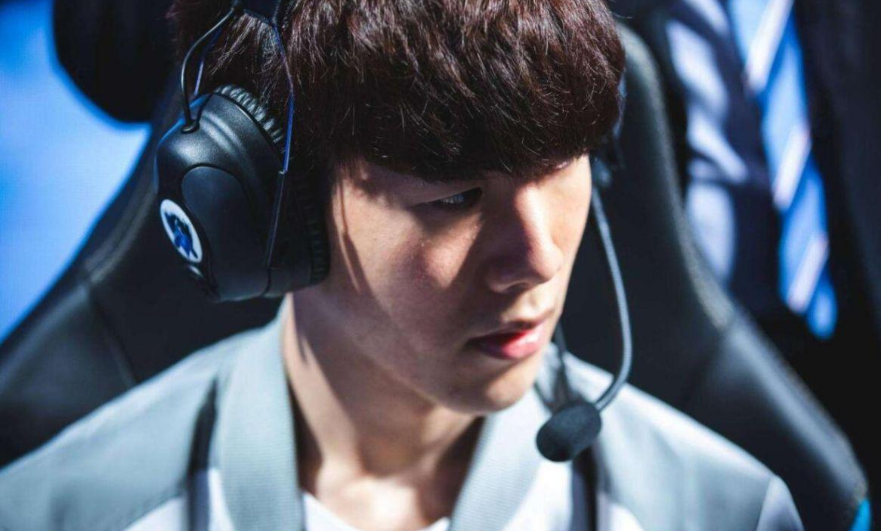 面对开局不 面对开局不