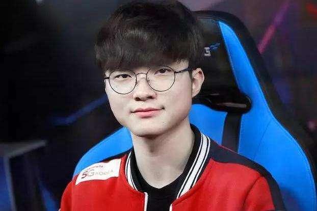 他不仅在比 他不仅在比