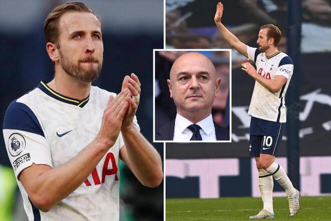 与足球场上 与足球场上