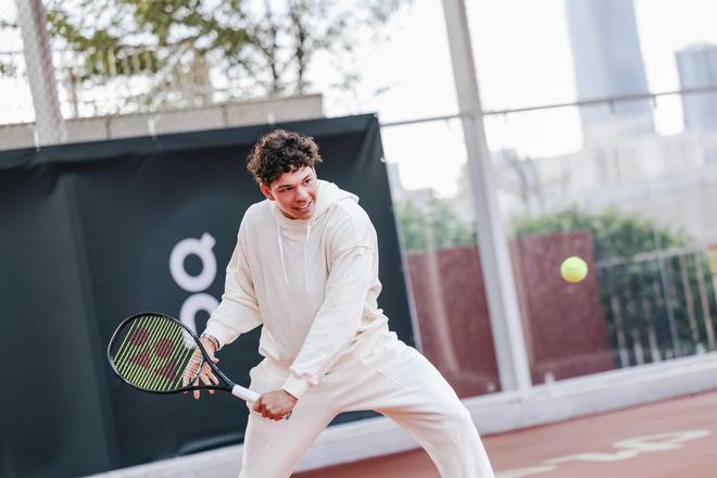 束的国际赛 束的国际赛