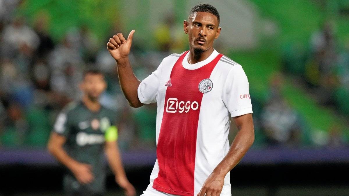 球俱乐部以 球俱乐部以