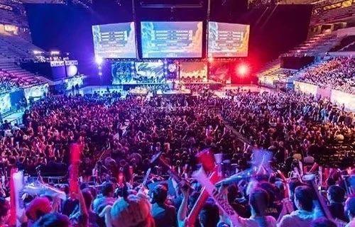 新闻持续对 新闻持续对