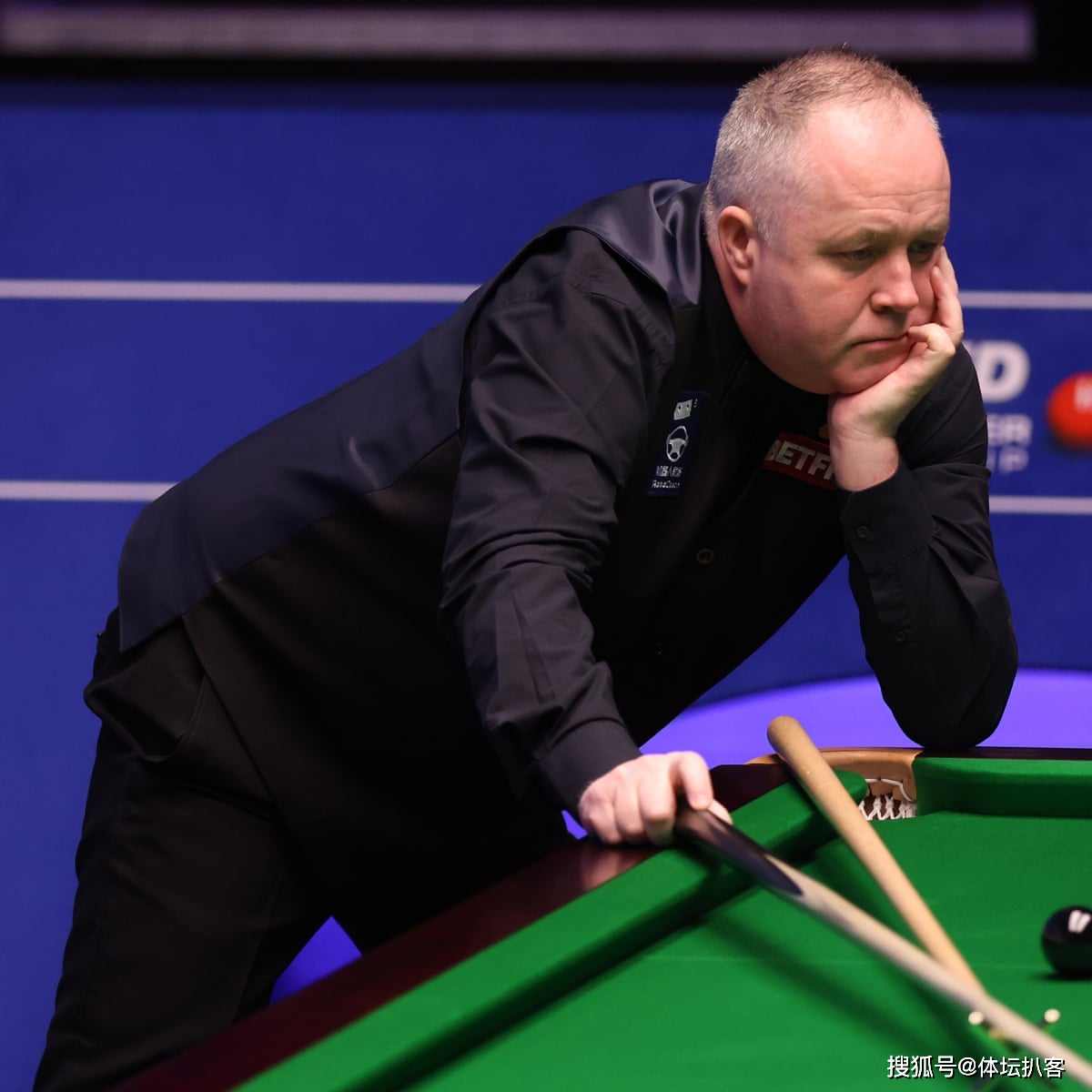 坚持不懈的 坚持不懈的